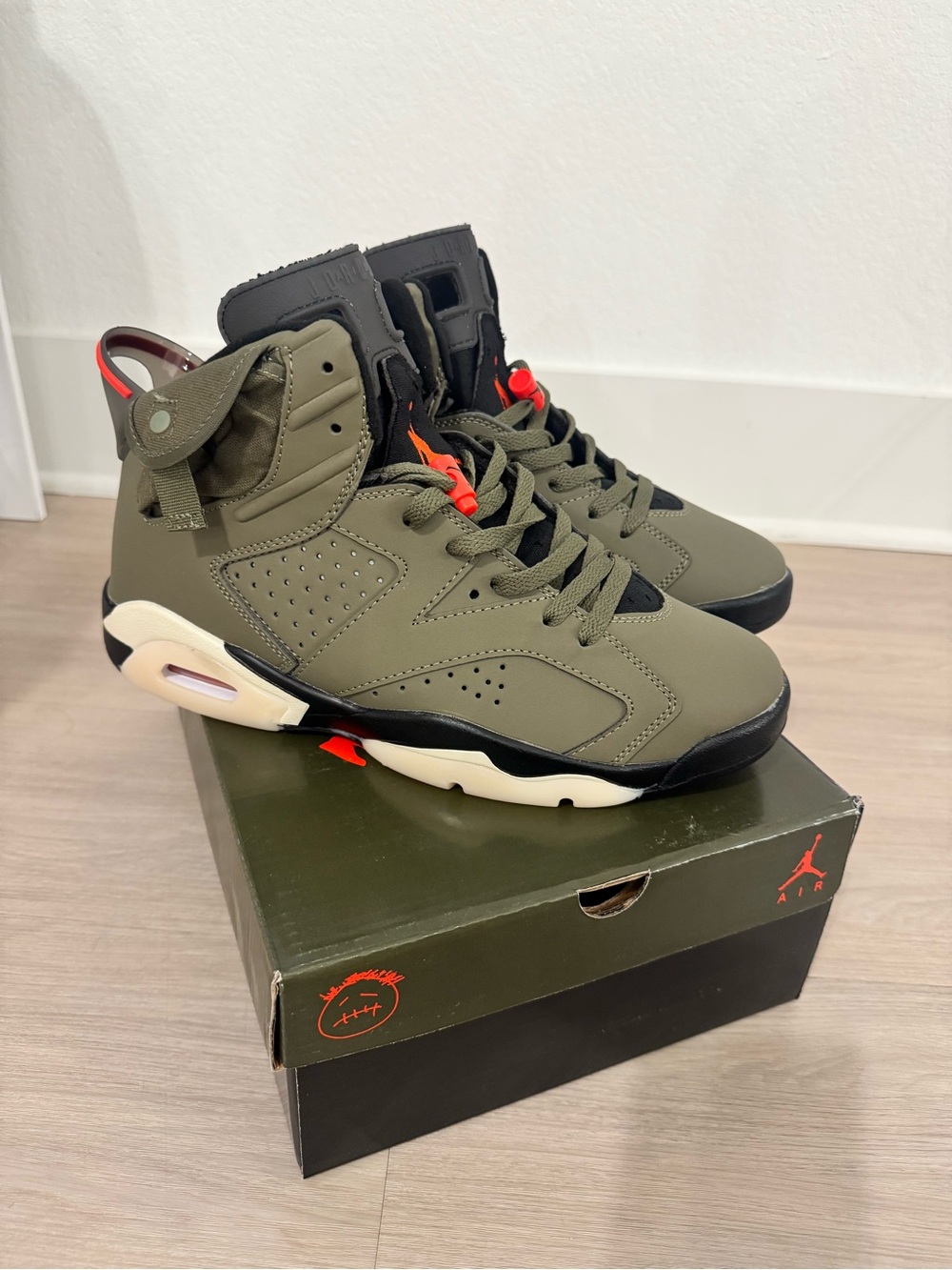 Jordan 6 Retro - Travis Scott Army Green